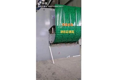 百盛出品拱形彩钢瓦